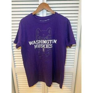 The Victory Washington Huskies Graphic Tee Purple Mens Large NCAA UW T-Shirt